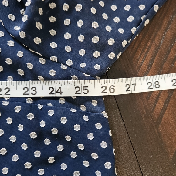 Womens V Neck Blouse Small Floral Print 3/4 Sleeve Blue & White Size 2X - Picture 6 of 7